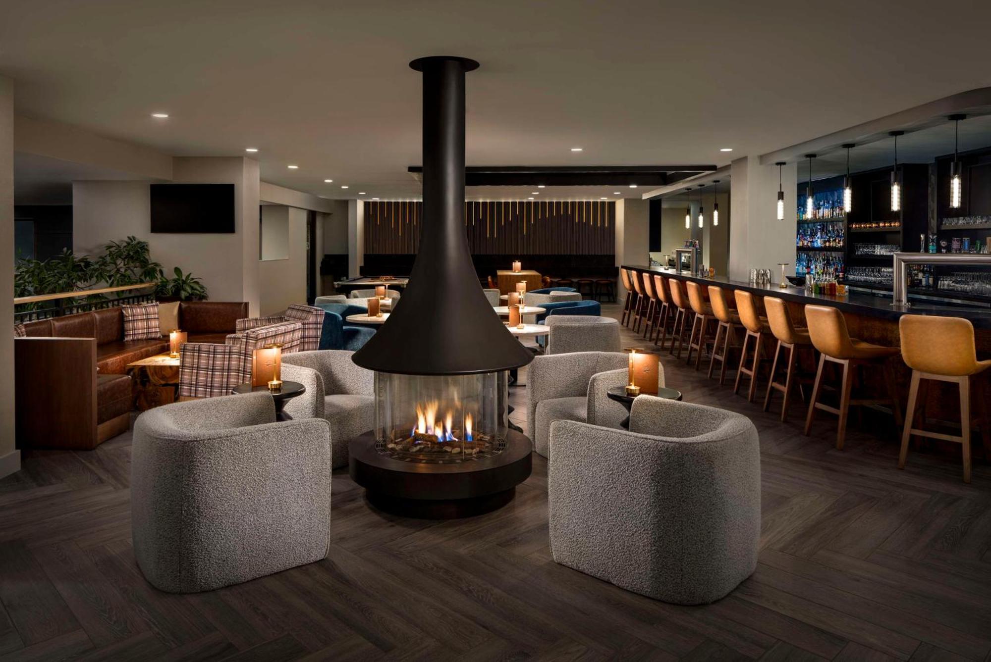 Hilton Whistler Resort & Spa Buitenkant foto