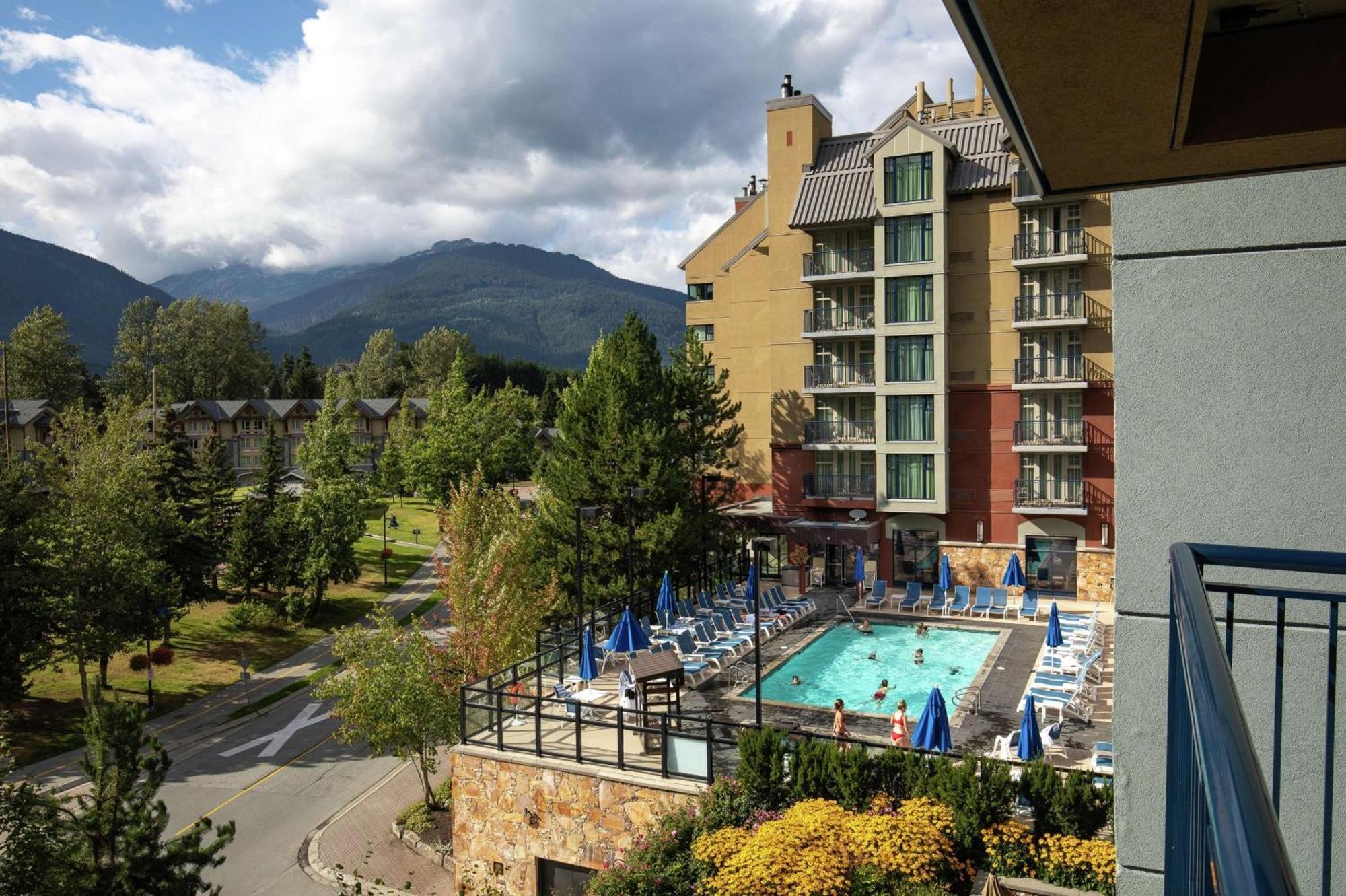 Hilton Whistler Resort & Spa Buitenkant foto
